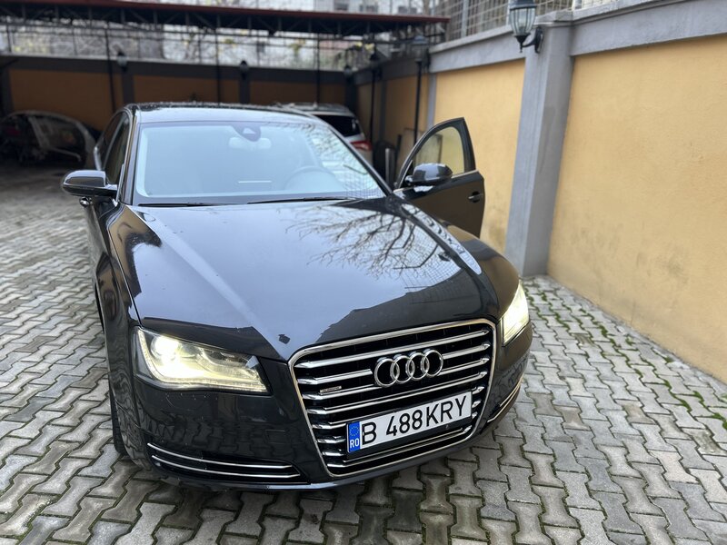 Audi A8